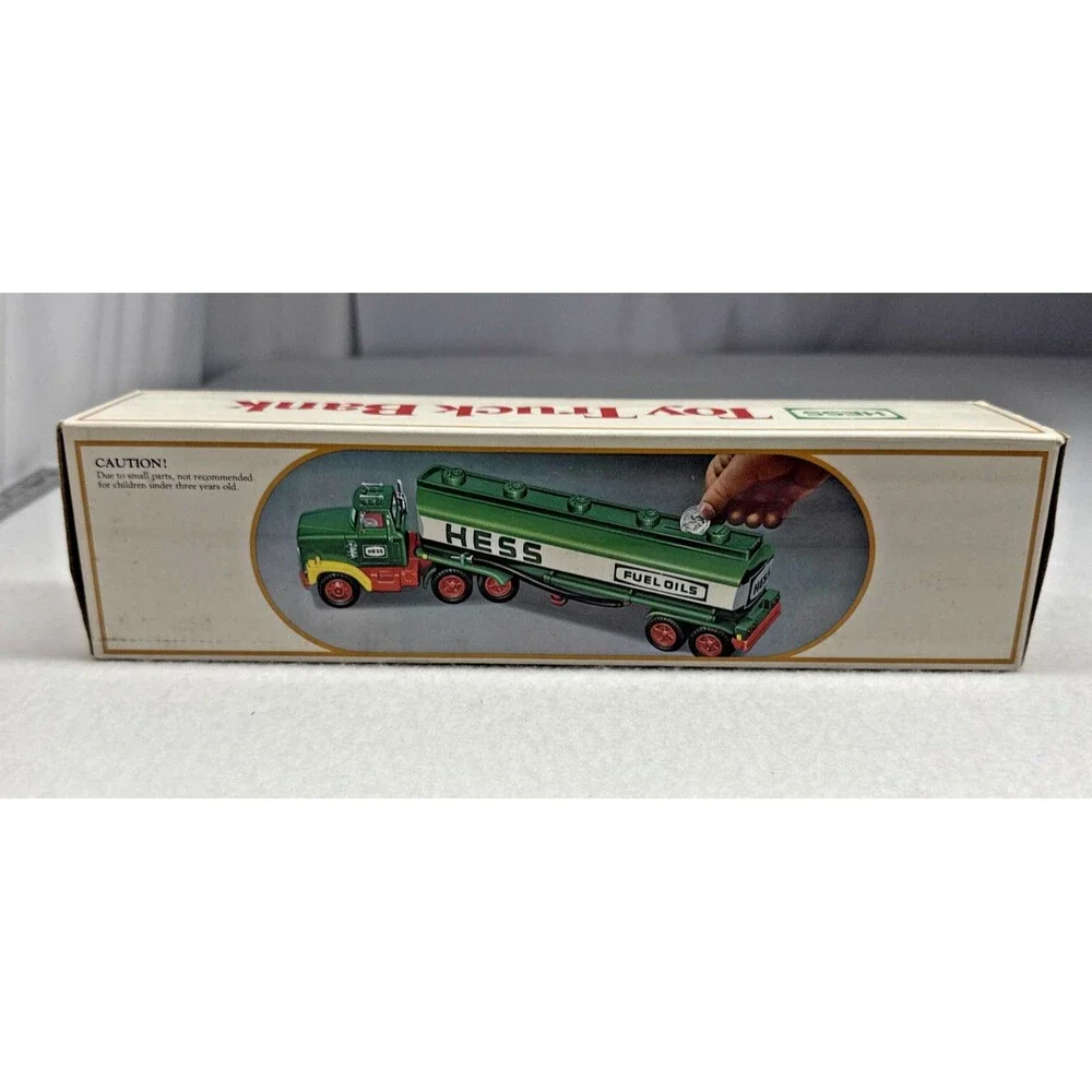 Hess 1984 Fuel Oil Gasoline Tanker Truck Bank Vintage Collectible w/ Box